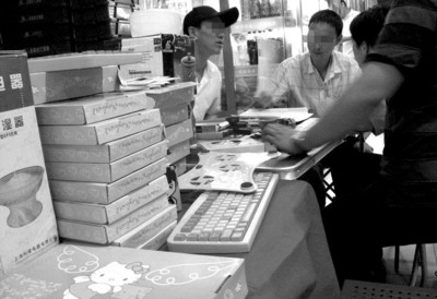 在地鐵站內(nèi)辦信用卡,贈(zèng)送的禮品種類繁多 在地鐵站內(nèi)辦信用卡,贈(zèng)送的禮品種類繁多