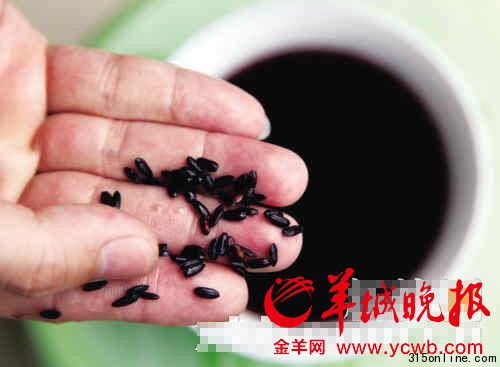 海珠區(qū)一孕婦懷疑自己食用了“染色米”,已向工商部門投訴 海珠區(qū)一孕婦懷疑自己食用了“染色米”,已向工商部門投訴