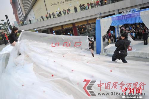 129գVόһλɲ߄L_520׵Ļ鼆ӻYȹ[Se(j)˽⣬cR520飬520LĻ鼆Z