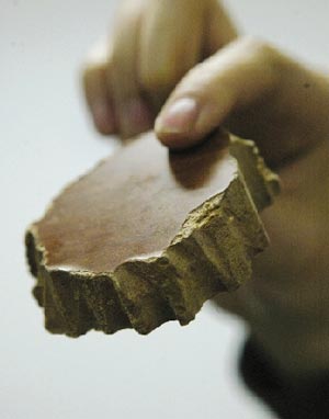 法洛可櫥柜實木復合板是中密度板貼皮涉嫌誤導