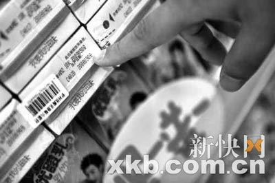 乳企大搞促銷下架奶未貼綠標又大賣