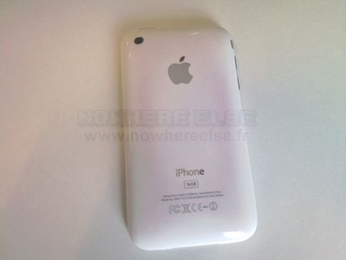 組圖:蘋果新版iPhone過熱燙臉 外殼燒變色 (2)