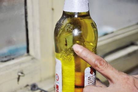 圈內為“蝌蚪”狀異物 圈內為“蝌蚪”狀異物