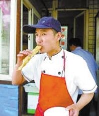 “油條哥”劉洪安。 “油條哥”劉洪安。